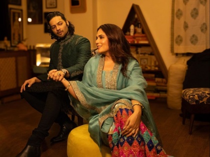 Ali Fazal pens and dedicates a beautifully written poem to his beau, Richa Chadha, hints at “finding a unique gift for his life partner | Ali Fazal pens and dedicates a beautifully written poem to his beau, Richa Chadha, hints at “finding a unique gift for his life partner