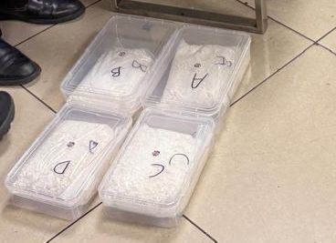Mumbai: Foreign National Held with Cocaine Worth Over ₹51 Crore at Mumbai Airport | Mumbai: Foreign National Held with Cocaine Worth Over ₹51 Crore at Mumbai Airport