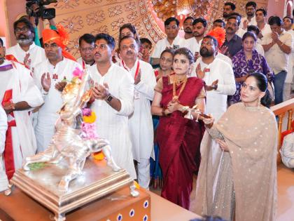 Spiritual Leader Jaya Kishori Leads Consecration of Shrimant Bhausaheb Rangari Ganpati | Spiritual Leader Jaya Kishori Leads Consecration of Shrimant Bhausaheb Rangari Ganpati Spiritual Leader Jaya Kishori Leads Consecration of Shrimant Bhausaheb Rangari Ganpati | Spiritual Leader Jaya Kishori Leads Consecration of Shrimant Bhausaheb Rangari Ganpati