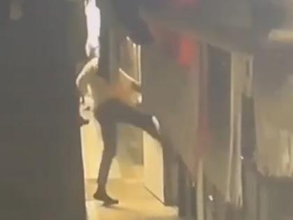 Mumbai: Truth Behind Viral Video of Altercation at VP Road Police Station Uncovered (WATCH) | Mumbai: Truth Behind Viral Video of Altercation at VP Road Police Station Uncovered (WATCH)