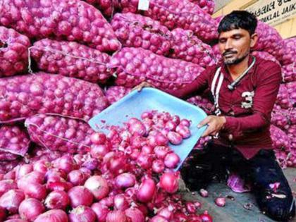 Pune: Congress stages protest to demand withdrawal of 40 per cent export duty on onions | Pune: Congress stages protest to demand withdrawal of 40 per cent export duty on onions