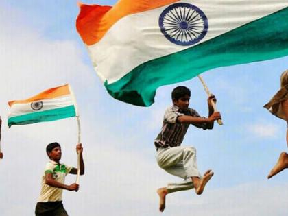 Five Tamil Nadu villages to fly 5,000 national flags made of khadi | Five Tamil Nadu villages to fly 5,000 national flags made of khadi