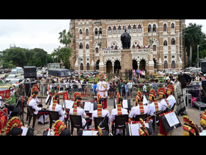 Independence Day 2025: Mumbai Marks 79th Year of Freedom with Stirring Naval Performances (Watch Videos) | Independence Day 2025: Mumbai Marks 79th Year of Freedom with Stirring Naval Performances (Watch Videos)