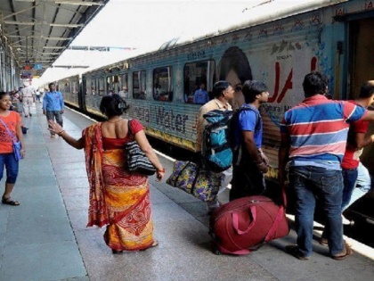 Central Railway hikes ticket prices in Mumbai and Pune ahead of Chhath Puja | Central Railway hikes ticket prices in Mumbai and Pune ahead of Chhath Puja