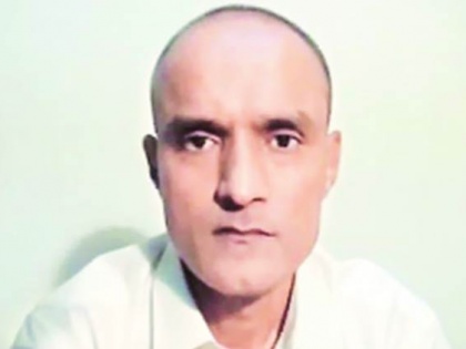 Pakistan claims Kulbhushan Jadhav refused to file review petition against his conviction | Pakistan claims Kulbhushan Jadhav refused to file review petition against his conviction