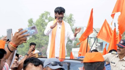 Maratha Kranti Morcha Organizers Grapple with Last-Minute Nod and Unanswered Questions | Maratha Kranti Morcha Organizers Grapple with Last-Minute Nod and Unanswered Questions