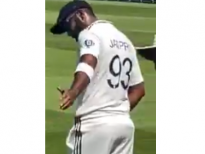 “Jasprit, I Want a Wicket!”: Bumrah’s Hilarious Reply to Fan Sends Lord’s Crowd Into Laughter on Day 4 of ENG vs IND 3rd Test (VIDEO) | “Jasprit, I Want a Wicket!”: Bumrah’s Hilarious Reply to Fan Sends Lord’s Crowd Into Laughter on Day 4 of ENG vs IND 3rd Test (VIDEO)