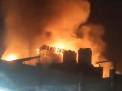 Rajasthan: Massive Fire Breaks Out at Paint Shop in Jodhpur (Watch Video) | Rajasthan: Massive Fire Breaks Out at Paint Shop in Jodhpur (Watch Video) Rajasthan: Massive Fire Breaks Out at Paint Shop in Jodhpur (Watch Video) | Rajasthan: Massive Fire Breaks Out at Paint Shop in Jodhpur (Watch Video)