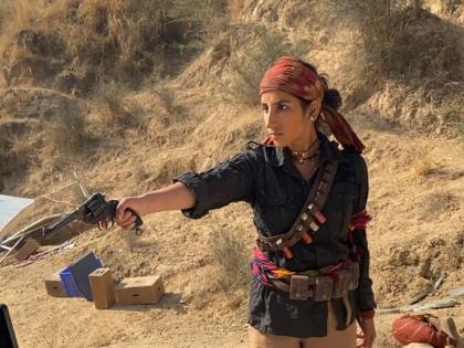 Parul Gulati Undergoes Gun Training for 'Donali' Role Alongside Barun Sobti | Parul Gulati Undergoes Gun Training for 'Donali' Role Alongside Barun Sobti Parul Gulati Undergoes Gun Training for 'Donali' Role Alongside Barun Sobti | Parul Gulati Undergoes Gun Training for 'Donali' Role Alongside Barun Sobti