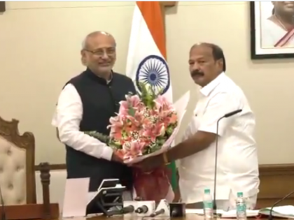 BJP’s Kalidas Kolambkar Takes Oath as Pro-Tem Speaker of Maharashtra Assembly (Watch Video)