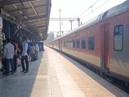 Thane: Over 20 Kg Ganja Worth Rs 4.17 Lakh Seized From Two Passengers at Kalyan Railway Station; Arrested | Thane: Over 20 Kg Ganja Worth Rs 4.17 Lakh Seized From Two Passengers at Kalyan Railway Station; Arrested Thane: Over 20 Kg Ganja Worth Rs 4.17 Lakh Seized From Two Passengers at Kalyan Railway Station; Arrested | Thane: Over 20 Kg Ganja Worth Rs 4.17 Lakh Seized From Two Passengers at Kalyan Railway Station; Arrested