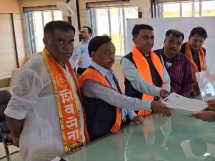 Maharashtra Lok Sabha Election 2024: Kiran Samant Joins Narayan Rane for Nomination Filing, Hints at Discontent | Maharashtra Lok Sabha Election 2024: Kiran Samant Joins Narayan Rane for Nomination Filing, Hints at Discontent