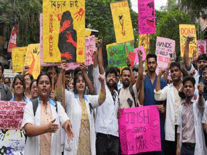 Kolkata Doctor-Rape Murder Case: Delhi Police Issues Prohibitory Orders in Central Areas of National Capital Amid Protest | Kolkata Doctor-Rape Murder Case: Delhi Police Issues Prohibitory Orders in Central Areas of National Capital Amid Protest Kolkata Doctor-Rape Murder Case: Delhi Police Issues Prohibitory Orders in Central Areas of National Capital Amid Protest | Kolkata Doctor-Rape Murder Case: Delhi Police Issues Prohibitory Orders in Central Areas of National Capital Amid Protest