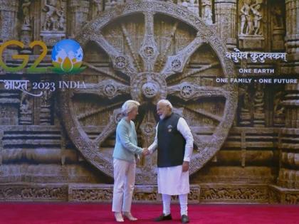India showcases Konark temple wheel as PM Modi welcomes guests at G20 summit | India showcases Konark temple wheel as PM Modi welcomes guests at G20 summit India showcases Konark temple wheel as PM Modi welcomes guests at G20 summit | India showcases Konark temple wheel as PM Modi welcomes guests at G20 summit