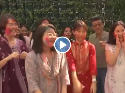Korean Cultural Center in Delhi Celebrates Holi, Video Goes Viral (Watch) | Korean Cultural Center in Delhi Celebrates Holi, Video Goes Viral (Watch)