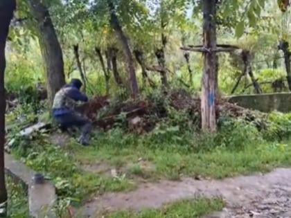 Kulgam Encounter: Army Jawan Injured In Gunfight With Terrorist in Guddar Forest | Kulgam Encounter: Army Jawan Injured In Gunfight With Terrorist in Guddar Forest Kulgam Encounter: Army Jawan Injured In Gunfight With Terrorist in Guddar Forest | Kulgam Encounter: Army Jawan Injured In Gunfight With Terrorist in Guddar Forest