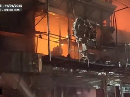 Mumbai: Huge Fire Breaks Out at Rangoon Zaika Dhaba in Kurla West (Watch Video)