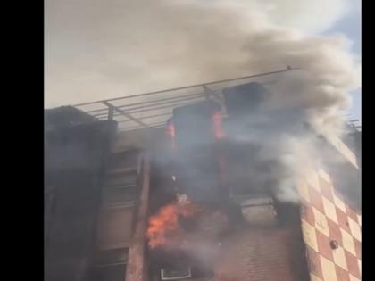 Uttar Pradesh: Massive Fire Breaks Out at Lala Lajpat Rai Memorial Medical College in Meerut; Watch Video | Uttar Pradesh: Massive Fire Breaks Out at Lala Lajpat Rai Memorial Medical College in Meerut; Watch Video Uttar Pradesh: Massive Fire Breaks Out at Lala Lajpat Rai Memorial Medical College in Meerut; Watch Video | Uttar Pradesh: Massive Fire Breaks Out at Lala Lajpat Rai Memorial Medical College in Meerut; Watch Video