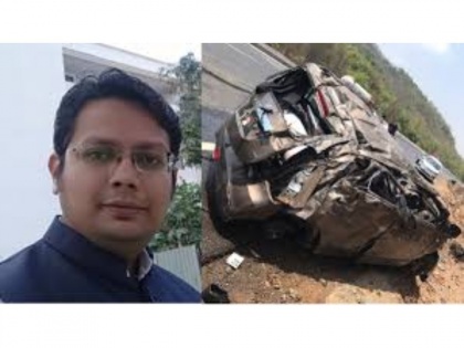 Palghar mob lynching: Junior lawyer representing the sadhus dies in road accident | Palghar mob lynching: Junior lawyer representing the sadhus dies in road accident
