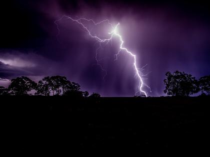 West Bengal: Lightning Strikes Claim 12 Lives in Malda District | West Bengal: Lightning Strikes Claim 12 Lives in Malda District