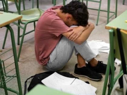 Maharashtra: 18-Year-Old NEET Aspirant Dies by Suicide Over Fear of Failure a Day Before Result | Maharashtra: 18-Year-Old NEET Aspirant Dies by Suicide Over Fear of Failure a Day Before Result Maharashtra: 18-Year-Old NEET Aspirant Dies by Suicide Over Fear of Failure a Day Before Result | Maharashtra: 18-Year-Old NEET Aspirant Dies by Suicide Over Fear of Failure a Day Before Result