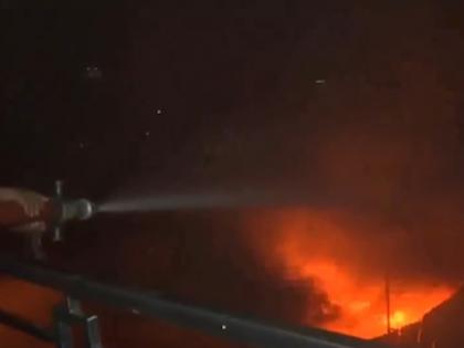 Madhya Pradesh: Fire Breaks Out at Plastic Warehouse in Gwalior’s Transport Nagar; No Casualties Reported (Watch Video) | Madhya Pradesh: Fire Breaks Out at Plastic Warehouse in Gwalior’s Transport Nagar; No Casualties Reported (Watch Video) Madhya Pradesh: Fire Breaks Out at Plastic Warehouse in Gwalior’s Transport Nagar; No Casualties Reported (Watch Video) | Madhya Pradesh: Fire Breaks Out at Plastic Warehouse in Gwalior’s Transport Nagar; No Casualties Reported (Watch Video)