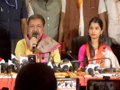 Singer Maithili Thakur Joins BJP Ahead of Bihar Elections 2025; Likely to Contest from Alinagar Seat (VIDEO) | Singer Maithili Thakur Joins BJP Ahead of Bihar Elections 2025; Likely to Contest from Alinagar Seat (VIDEO) Singer Maithili Thakur Joins BJP Ahead of Bihar Elections 2025; Likely to Contest from Alinagar Seat (VIDEO) | Singer Maithili Thakur Joins BJP Ahead of Bihar Elections 2025; Likely to Contest from Alinagar Seat (VIDEO)