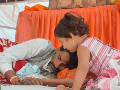 Manoj Jarange Patil's Hunger Strike Continues: 1.5 Year Old Girl Requests Maratha Quota Activist to Drink Water At Least | Manoj Jarange Patil's Hunger Strike Continues: 1.5 Year Old Girl Requests Maratha Quota Activist to Drink Water At Least