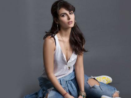 Lock Upp: Mandana Karimi, Azma Fallah enter Kangana Ranaut's show as wid card contestants | Lock Upp: Mandana Karimi, Azma Fallah enter Kangana Ranaut's show as wid card contestants