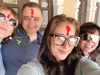 Manisha Koirala celebrates Holi with family in Nepal | Manisha Koirala celebrates Holi with family in Nepal
