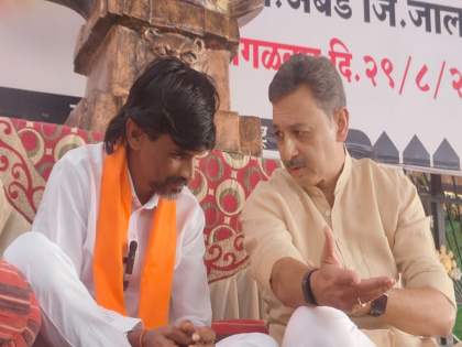 Maratha reservation: Chhatrapati Sambhaji Raje meets Manoj Jarange Patil after his hunger strike resumes | Maratha reservation: Chhatrapati Sambhaji Raje meets Manoj Jarange Patil after his hunger strike resumes