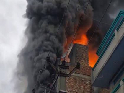 Delhi Fire: Massive Blaze Erupts at Plastic Granules Factory in Narela Industrial Area; See Visuals | Delhi Fire: Massive Blaze Erupts at Plastic Granules Factory in Narela Industrial Area; See Visuals Delhi Fire: Massive Blaze Erupts at Plastic Granules Factory in Narela Industrial Area; See Visuals | Delhi Fire: Massive Blaze Erupts at Plastic Granules Factory in Narela Industrial Area; See Visuals
