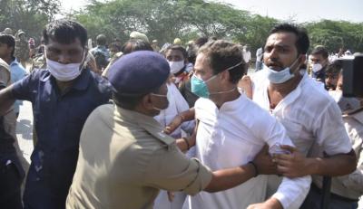 Rahul Gandhi detained during protest, gets high security | Rahul Gandhi detained during protest, gets high security