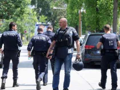Mexico Mass Shooting: 12 Killed, 20 Injured During Religious Festival in Irapuato (Watch Video) | Mexico Mass Shooting: 12 Killed, 20 Injured During Religious Festival in Irapuato (Watch Video) Mexico Mass Shooting: 12 Killed, 20 Injured During Religious Festival in Irapuato (Watch Video) | Mexico Mass Shooting: 12 Killed, 20 Injured During Religious Festival in Irapuato (Watch Video)