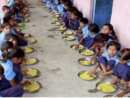Maharashtra: 170 students hospitalized after suspected food poisoning at orphanage school | Maharashtra: 170 students hospitalized after suspected food poisoning at orphanage school Maharashtra: 170 students hospitalized after suspected food poisoning at orphanage school | Maharashtra: 170 students hospitalized after suspected food poisoning at orphanage school