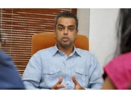 Milind Deora writes to Sonia requesting to deliver poll promises made by Maha Congress | Milind Deora writes to Sonia requesting to deliver poll promises made by Maha Congress