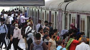 Mumbai local train brushes against platform at Mumbra station in Thane; no injuries | Mumbai local train brushes against platform at Mumbra station in Thane; no injuries