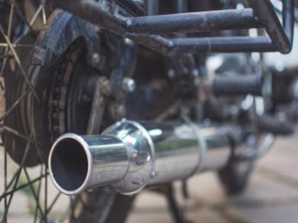 Pune Traffic Police Remove 619 Modified Silencers from Noisy Bikes | Pune Traffic Police Remove 619 Modified Silencers from Noisy Bikes