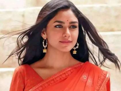 From Small Screen to Big Screen Queen: Looking at Birthday Girl Mrunal Thakur’s Inspiring Journey | From Small Screen to Big Screen Queen: Looking at Birthday Girl Mrunal Thakur’s Inspiring Journey From Small Screen to Big Screen Queen: Looking at Birthday Girl Mrunal Thakur’s Inspiring Journey | From Small Screen to Big Screen Queen: Looking at Birthday Girl Mrunal Thakur’s Inspiring Journey