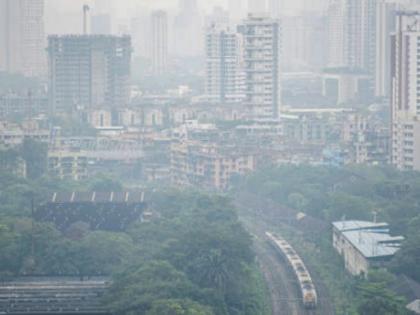 Unseasonal rain, gives Mumbaikars respite from air pollution | Unseasonal rain, gives Mumbaikars respite from air pollution