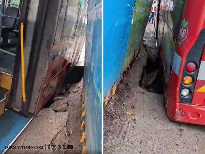 Mumbai Rains: BEST Bus Falls into Five-Foot Deep Pit Near Girgaon Metro Station; Passengers Escape Unhurt (Watch Video) | Mumbai Rains: BEST Bus Falls into Five-Foot Deep Pit Near Girgaon Metro Station; Passengers Escape Unhurt (Watch Video) Mumbai Rains: BEST Bus Falls into Five-Foot Deep Pit Near Girgaon Metro Station; Passengers Escape Unhurt (Watch Video) | Mumbai Rains: BEST Bus Falls into Five-Foot Deep Pit Near Girgaon Metro Station; Passengers Escape Unhurt (Watch Video)