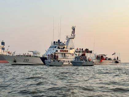 Mumbai Boat Accident: Body of 7-Year-Old Boy Missing in Ferry-Navy Craft Crash Found; Death Toll Reaches 15 (VIDEO)