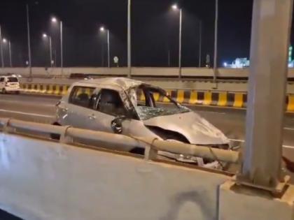 Mumbai Coastal Road Accident: Car Overturns Multiple Times After Driver Loses Control, Two Seriously Injured (Watch Video)