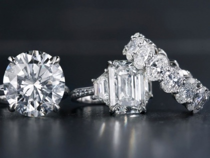 Sedated Owner's Rs. 2.5 Crore Diamonds Swiped by Servants in Mumbai, Later Apprehended in Bihar | Sedated Owner's Rs. 2.5 Crore Diamonds Swiped by Servants in Mumbai, Later Apprehended in Bihar