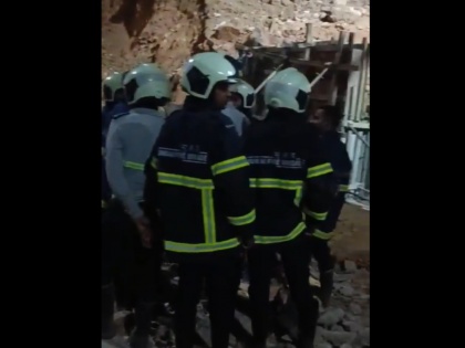Mumbai Wall Collapse: Two Killed, One Injured As Wall Near Film City in Goregaon Collapses; Watch Video | Mumbai Wall Collapse: Two Killed, One Injured As Wall Near Film City in Goregaon Collapses; Watch Video
