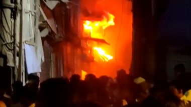 Mumbai: Fire breaks out at around 20 shops in Kurla, no casualties reported | Mumbai: Fire breaks out at around 20 shops in Kurla, no casualties reported