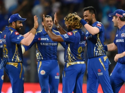 IPL 2020 : Mumbai Indians to stay at rented apartment in UAE, other teams opt for resort accomdation | IPL 2020 : Mumbai Indians to stay at rented apartment in UAE, other teams opt for resort accomdation