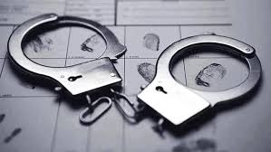 Mumbai Shocker: Food Delivery Man Arrested for Flashing Woman at Doorstep in Girgaun | Mumbai Shocker: Food Delivery Man Arrested for Flashing Woman at Doorstep in Girgaun Mumbai Shocker: Food Delivery Man Arrested for Flashing Woman at Doorstep in Girgaun | Mumbai Shocker: Food Delivery Man Arrested for Flashing Woman at Doorstep in Girgaun