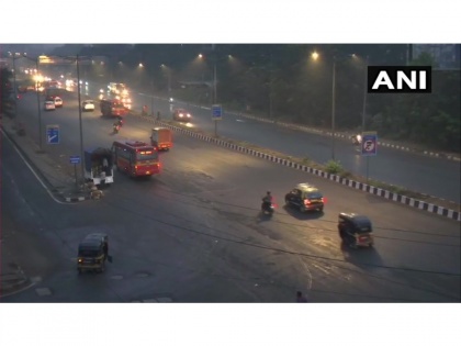 Maharashtra: Parts of Mumbai receive light drizzle on Friday morning | Maharashtra: Parts of Mumbai receive light drizzle on Friday morning