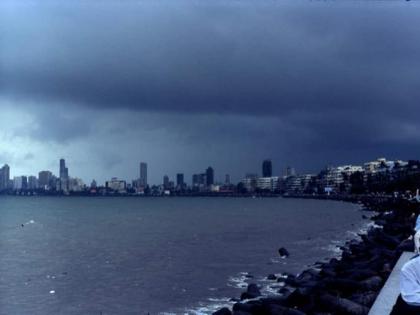 Mumbai Records Moderate Rainfall; Western Suburbs Receive Higher Showers | Mumbai Records Moderate Rainfall; Western Suburbs Receive Higher Showers Mumbai Records Moderate Rainfall; Western Suburbs Receive Higher Showers | Mumbai Records Moderate Rainfall; Western Suburbs Receive Higher Showers